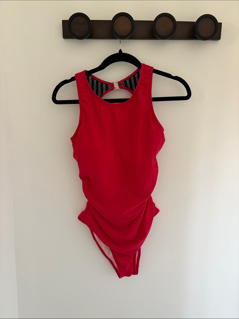 Cupshe Red women’s  One-Piece Swimsuit with Mesh Back size medium nwt.